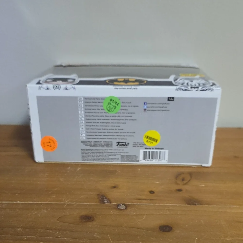 Funko Pop! Heroes Zebra & Bullseye Batman Vinyl Figures - Picture 6 of 6